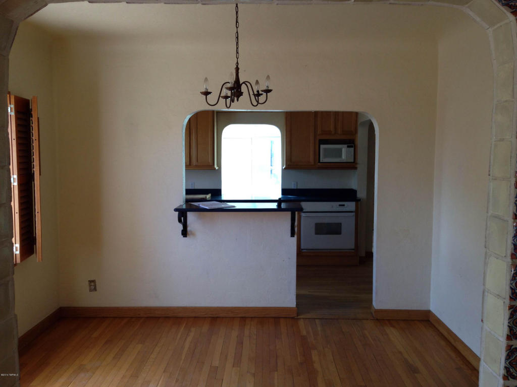 2130 E Spring St, Tucson, AZ 85719 photo 5