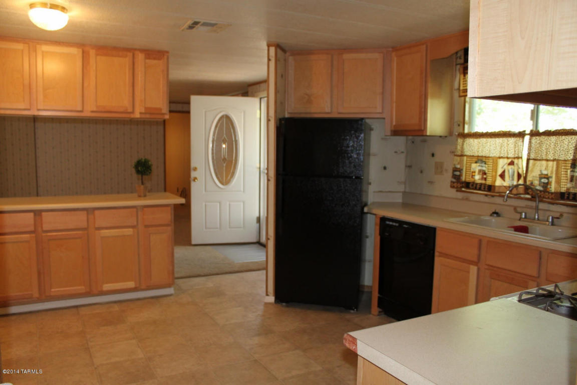 25325 E Comanche Trl, Benson, AZ 85602 photo 8