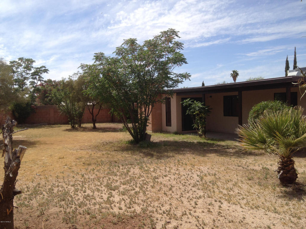 8802 E 7th St, Tucson, AZ 85710 photo 9