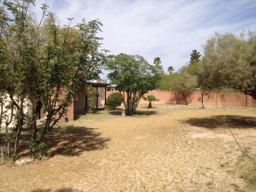 8802 E 7th St, Tucson, AZ 85710 photo 8