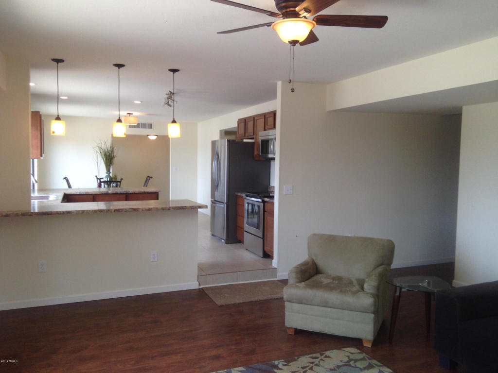 8802 E 7th St, Tucson, AZ 85710 photo 7