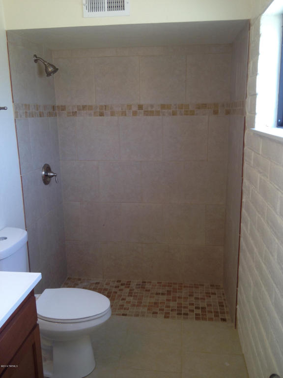 8802 E 7th St, Tucson, AZ 85710 photo 15