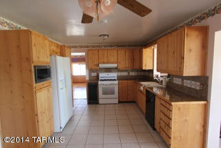 25265 E Apache Trl, Benson, AZ 85602 photo 4