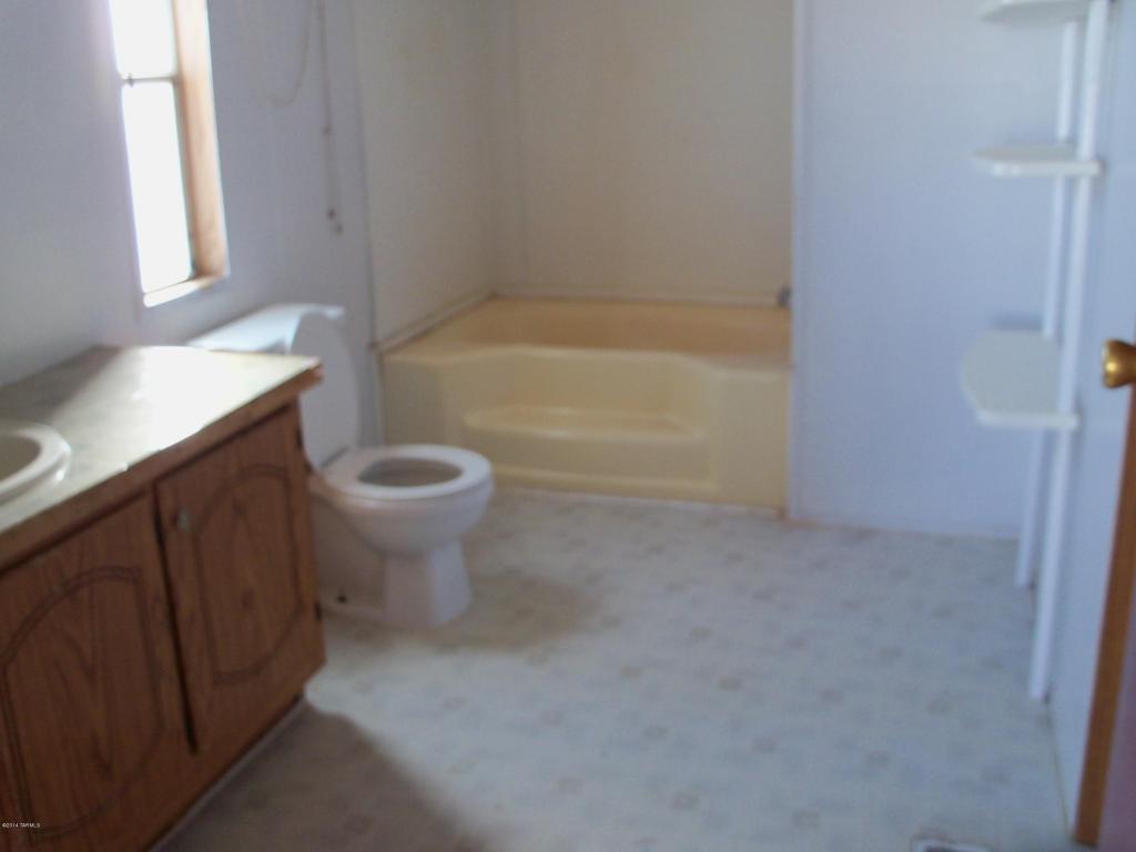 3021 W Jerico Rd, Willcox, AZ 85643 photo 3