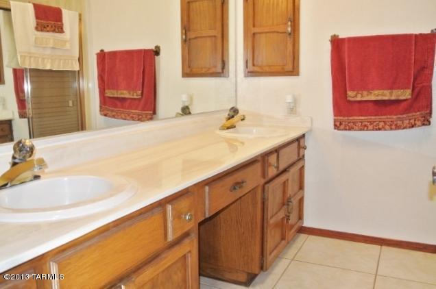 5980 E River Rd, Tucson, AZ 85750 photo 11
