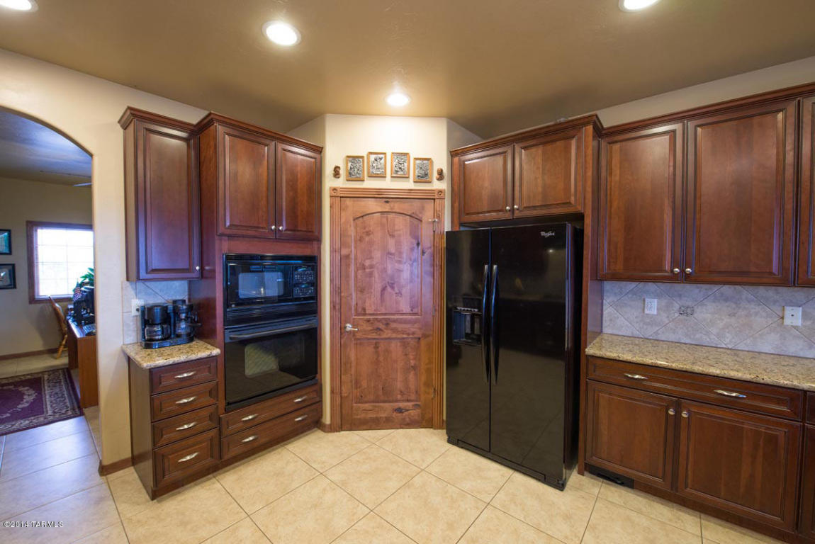 121 N Davidson Rd, Vail, AZ 85641 photo 10