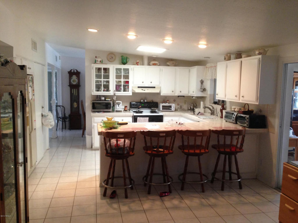 8801 E Mcclellan St, Tucson, AZ 85710 photo 16