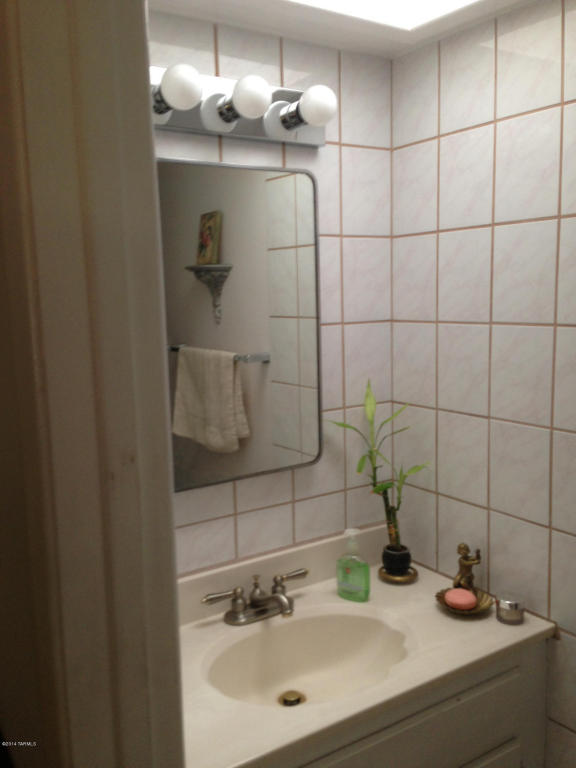 8801 E Mcclellan St, Tucson, AZ 85710 photo 32