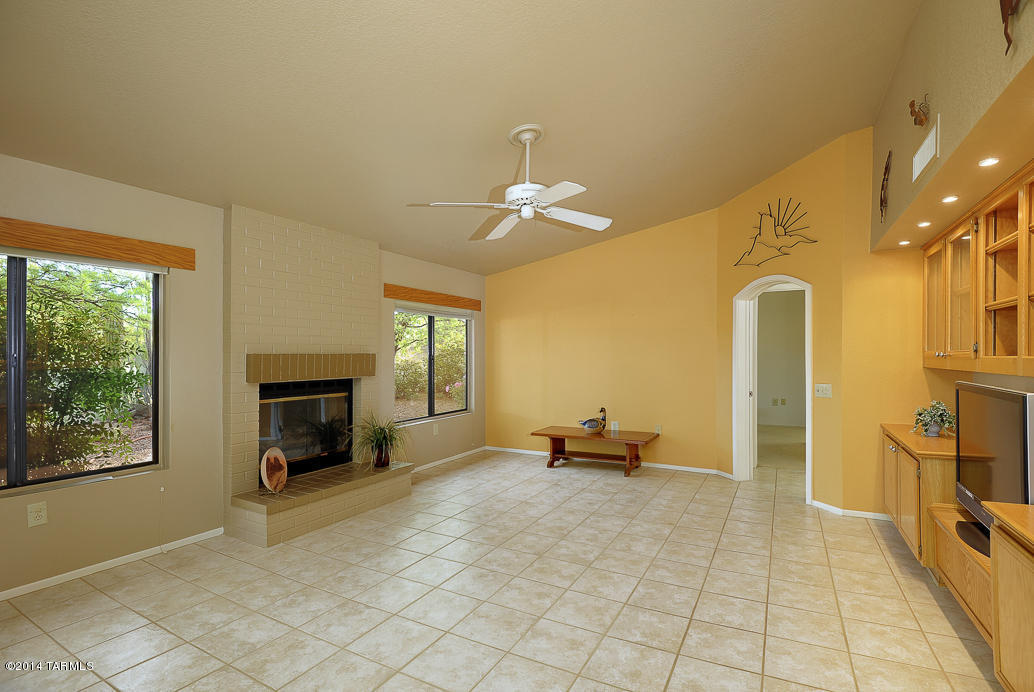 934 E Boulder Pass, Oro Valley, AZ 85755 photo 14