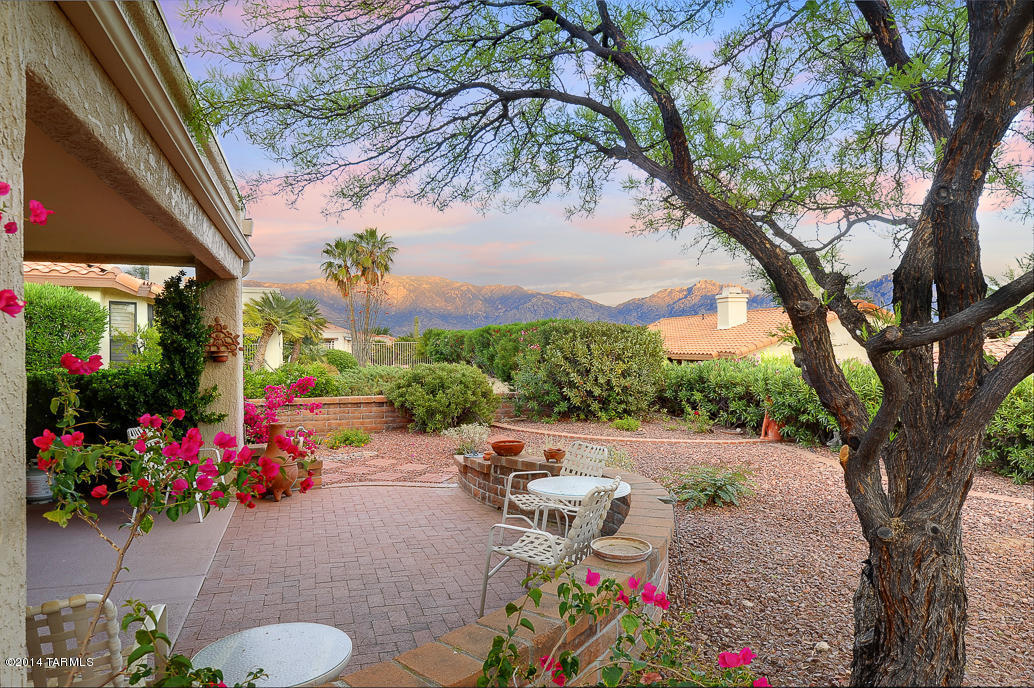 934 E Boulder Pass, Oro Valley, AZ 85755 photo 2
