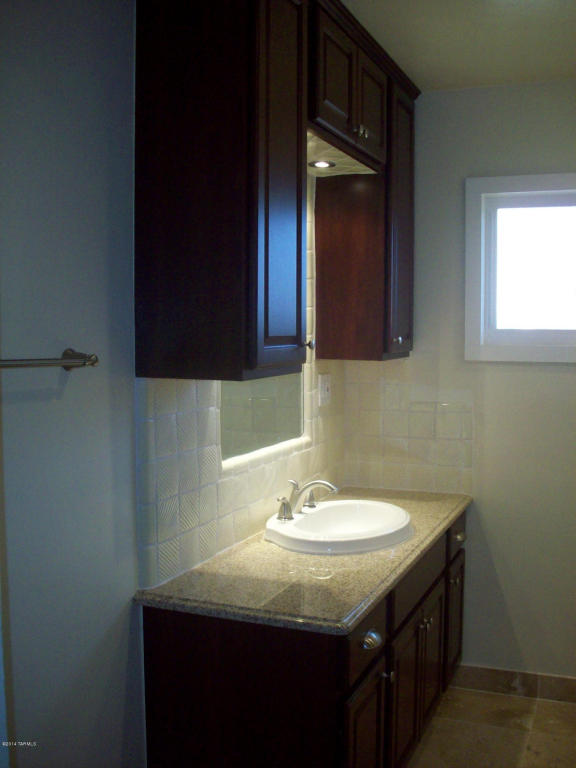 3318 E 3rd St, Tucson, AZ 85716 photo 4
