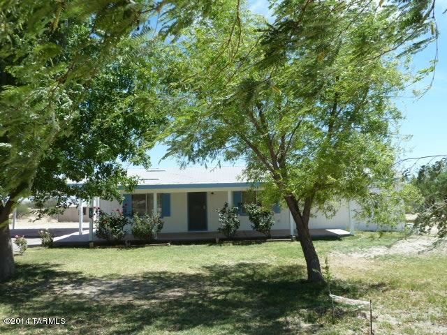 1127 E Miguel Ave, Benson, AZ 85602 photo 2