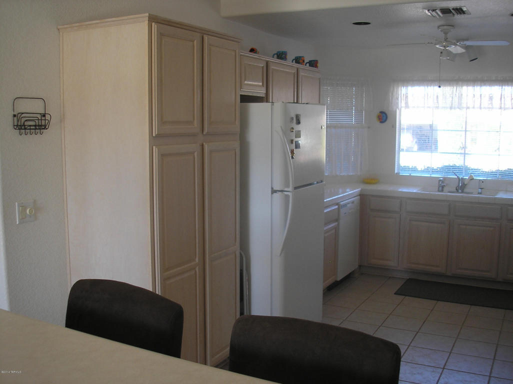 918 E Saguaro Dr, Pearce, AZ 85625 photo 3