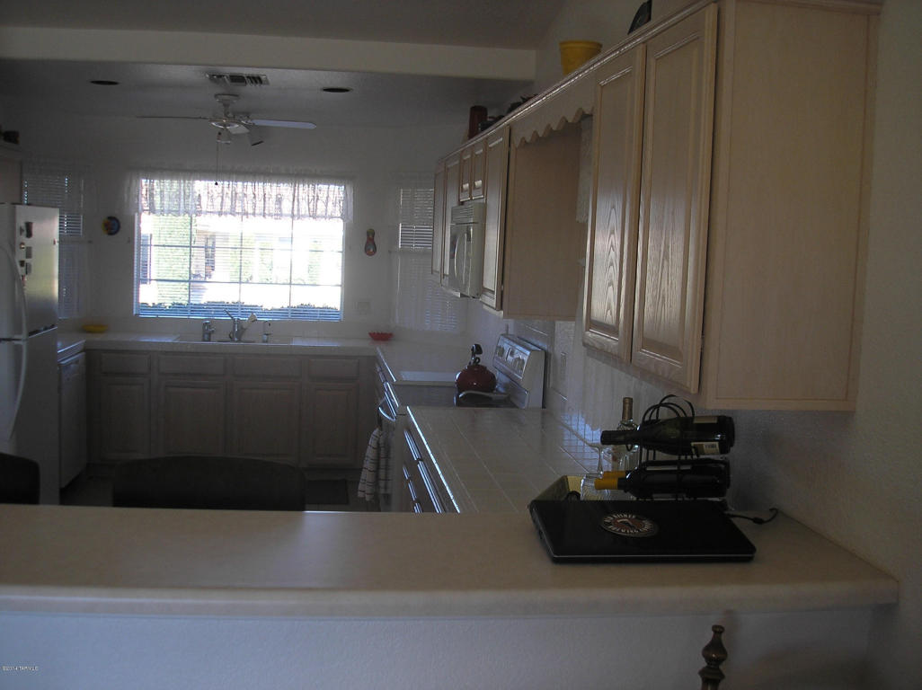 918 E Saguaro Dr, Pearce, AZ 85625 photo 2