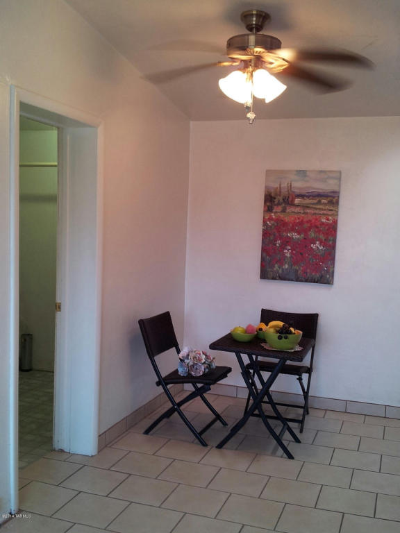 4302 E Montecito St, Tucson, AZ 85711 photo 4