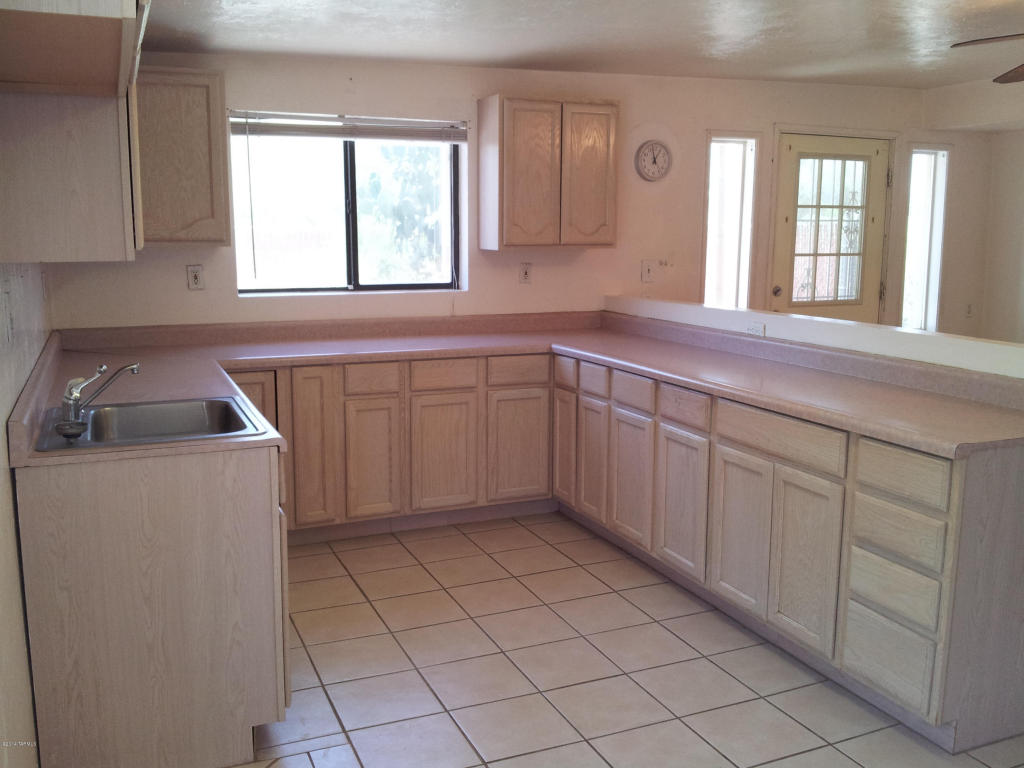 4302 E Montecito St, Tucson, AZ 85711 photo 14
