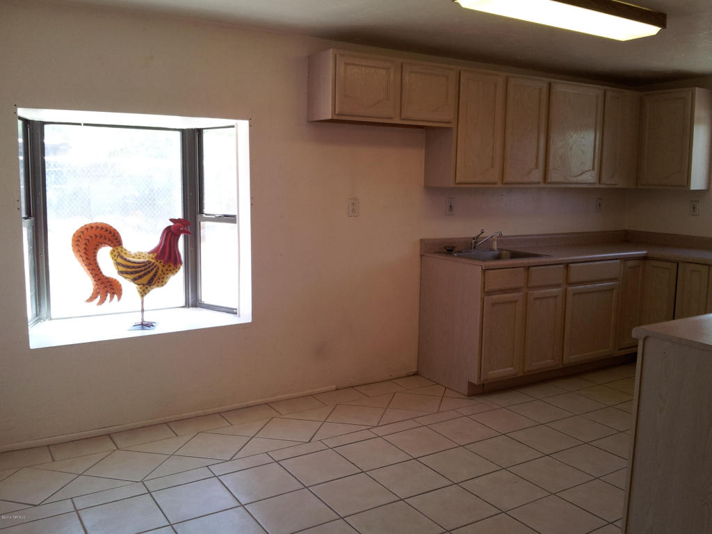4302 E Montecito St, Tucson, AZ 85711 photo 13