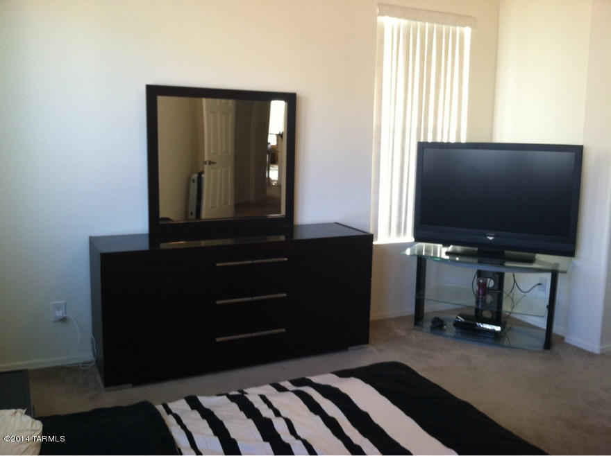 4840 E Starpoint St, Tucson, AZ 85756 photo 9