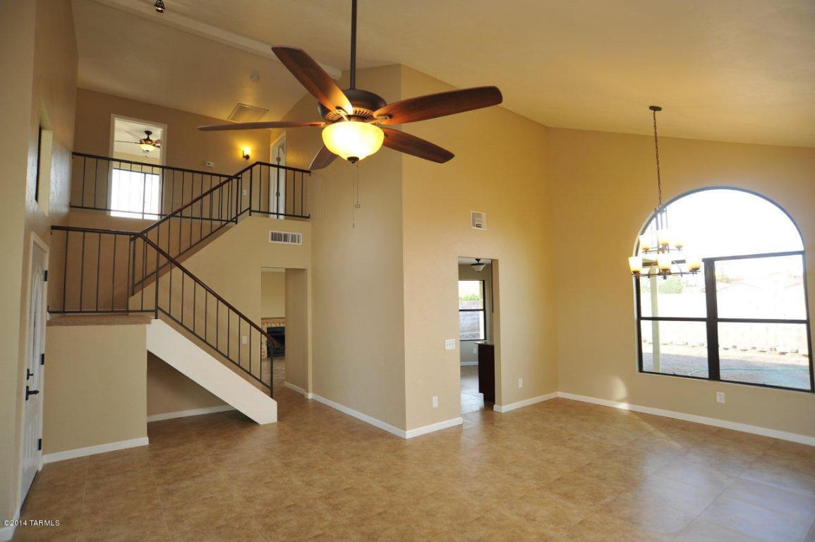 5232 W Eaglestone Loop, Tucson, AZ 85742 photo 3