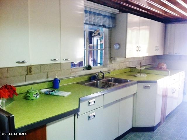 1019 E Silver St, Tucson, AZ 85719 photo 7