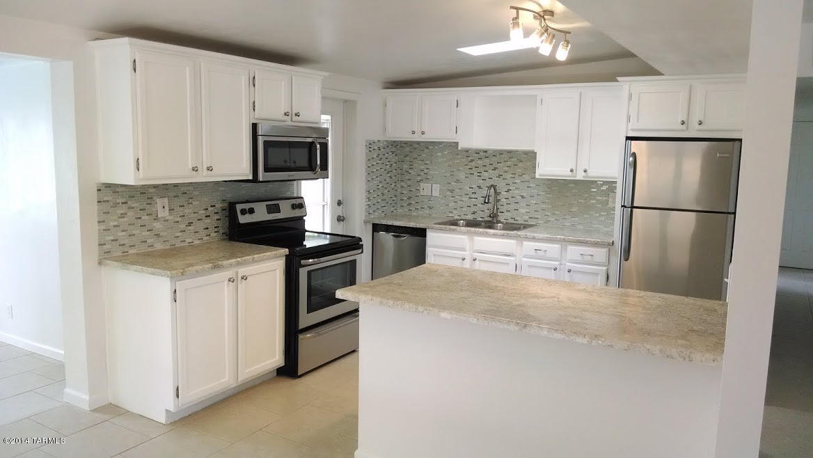 6049 E 34th St, Tucson, AZ 85711 photo 6