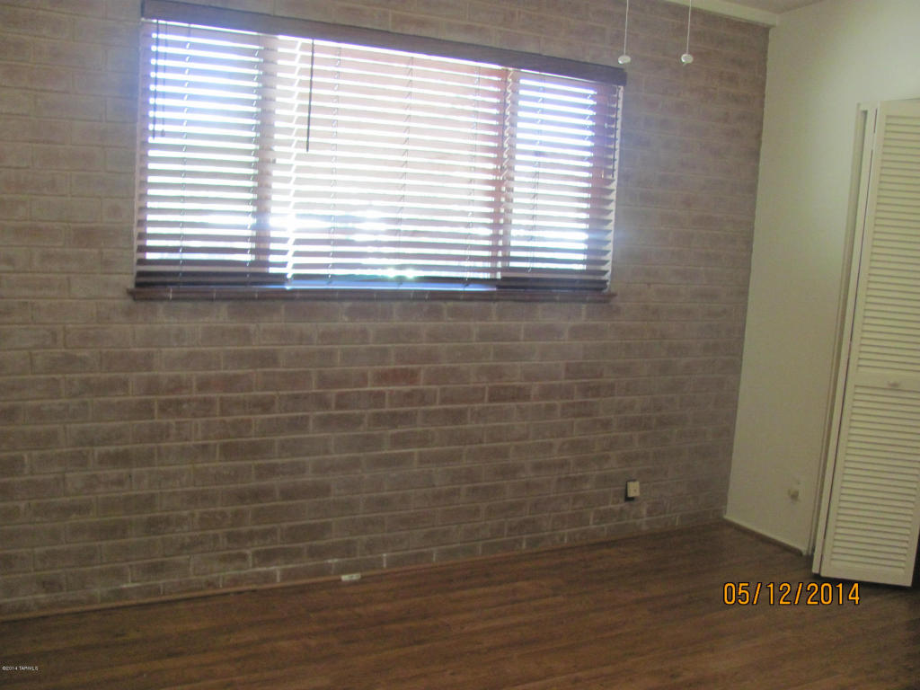 7042 E 3rd St, Tucson, AZ 85710 photo 9