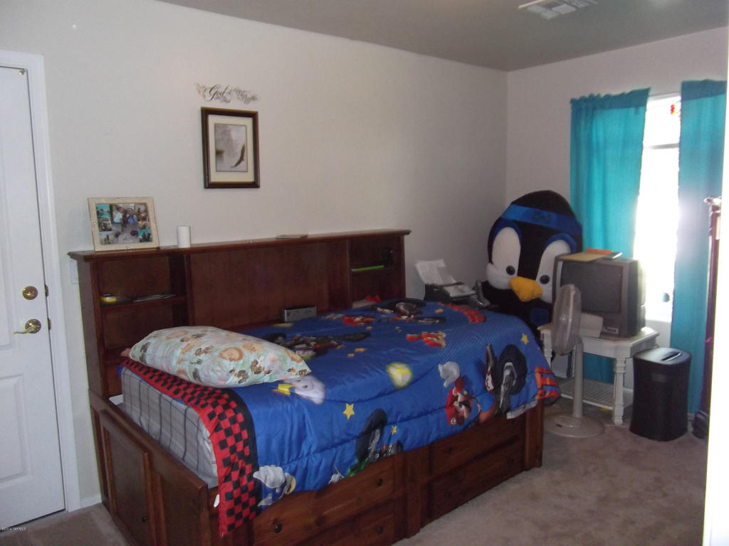 8995 N Eaglestone Loop, Tucson, AZ 85742 photo 8