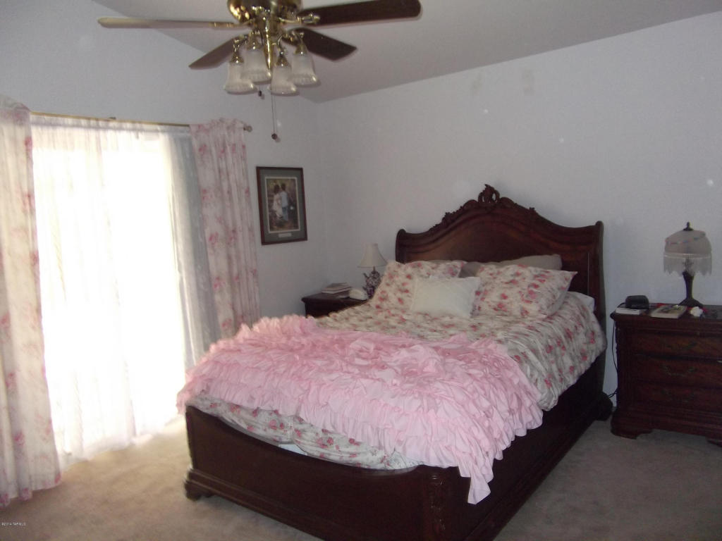 8995 N Eaglestone Loop, Tucson, AZ 85742 photo 6