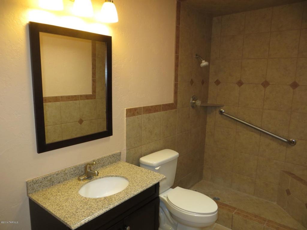 4142 E Sylvane Dr, Tucson, AZ 85711 photo 7