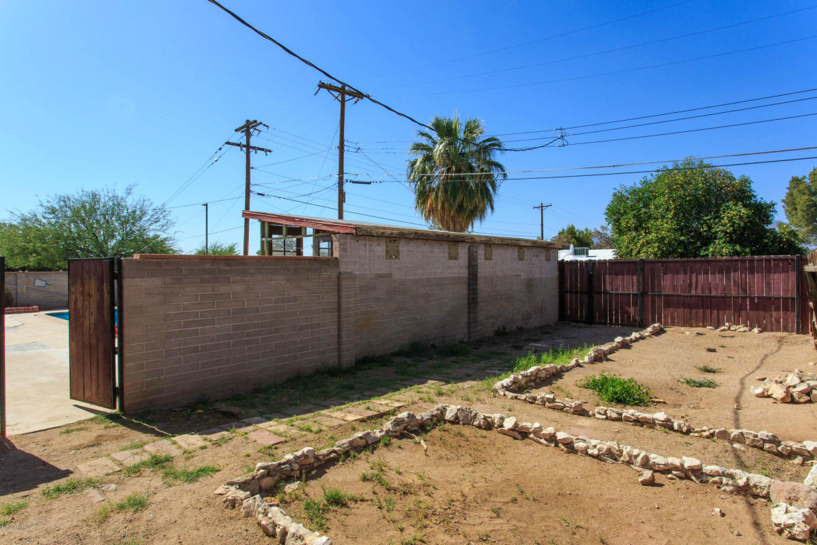 7301 E Kenyon Dr, Tucson, AZ 85710 photo 24