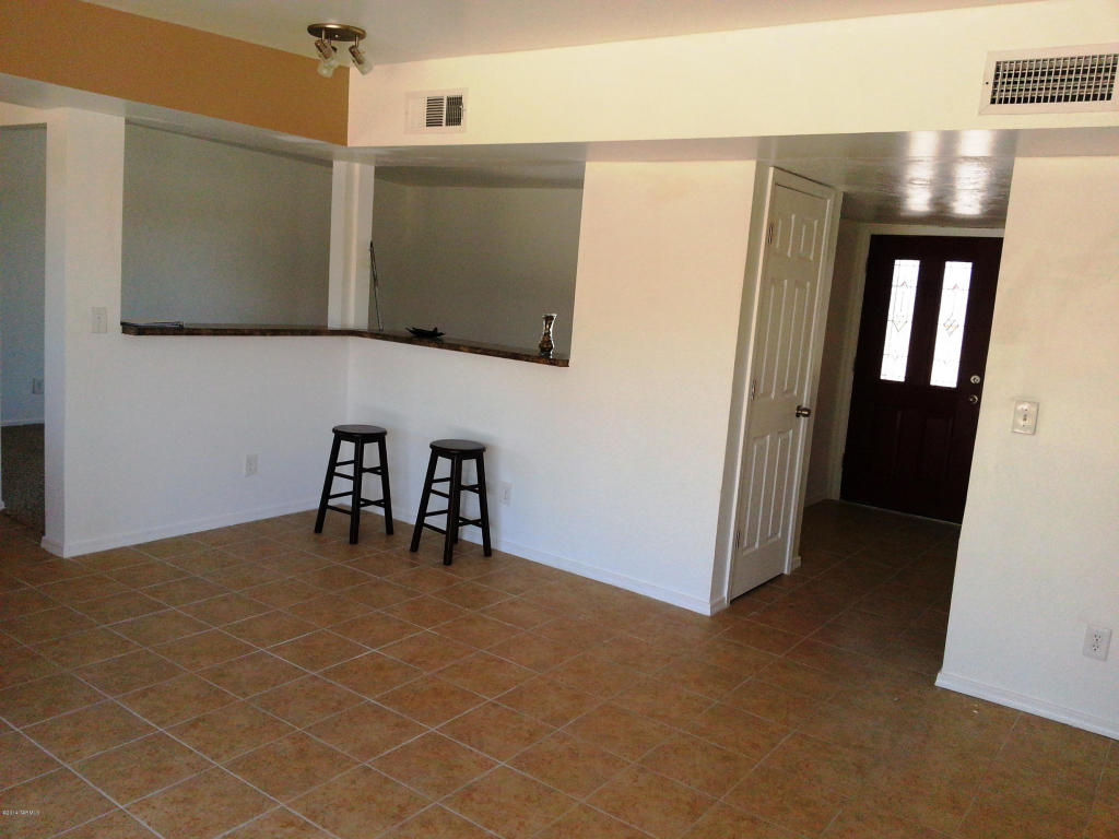 2130 E Bantam Rd, Tucson, AZ 85706 photo 4