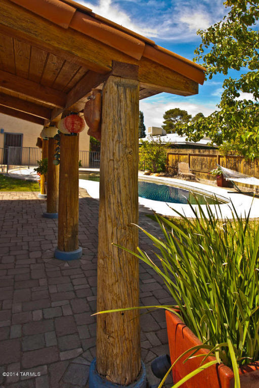 2209 E 3rd St, Tucson, AZ 85719 photo 5