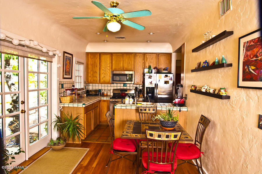 2209 E 3rd St, Tucson, AZ 85719 photo 3