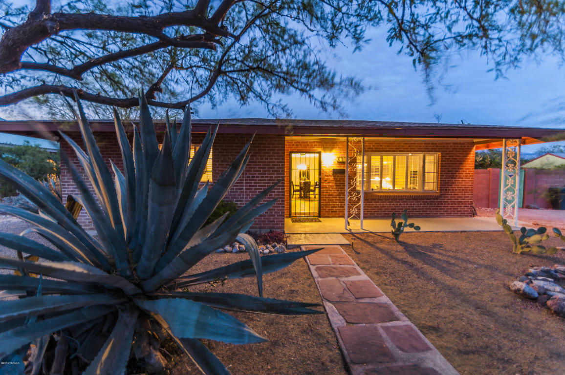 1545 E Hampton Dr, Tucson, AZ 85719 photo 1