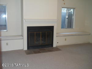 905 W Palomas Dr, Willcox, AZ 85643 photo 3