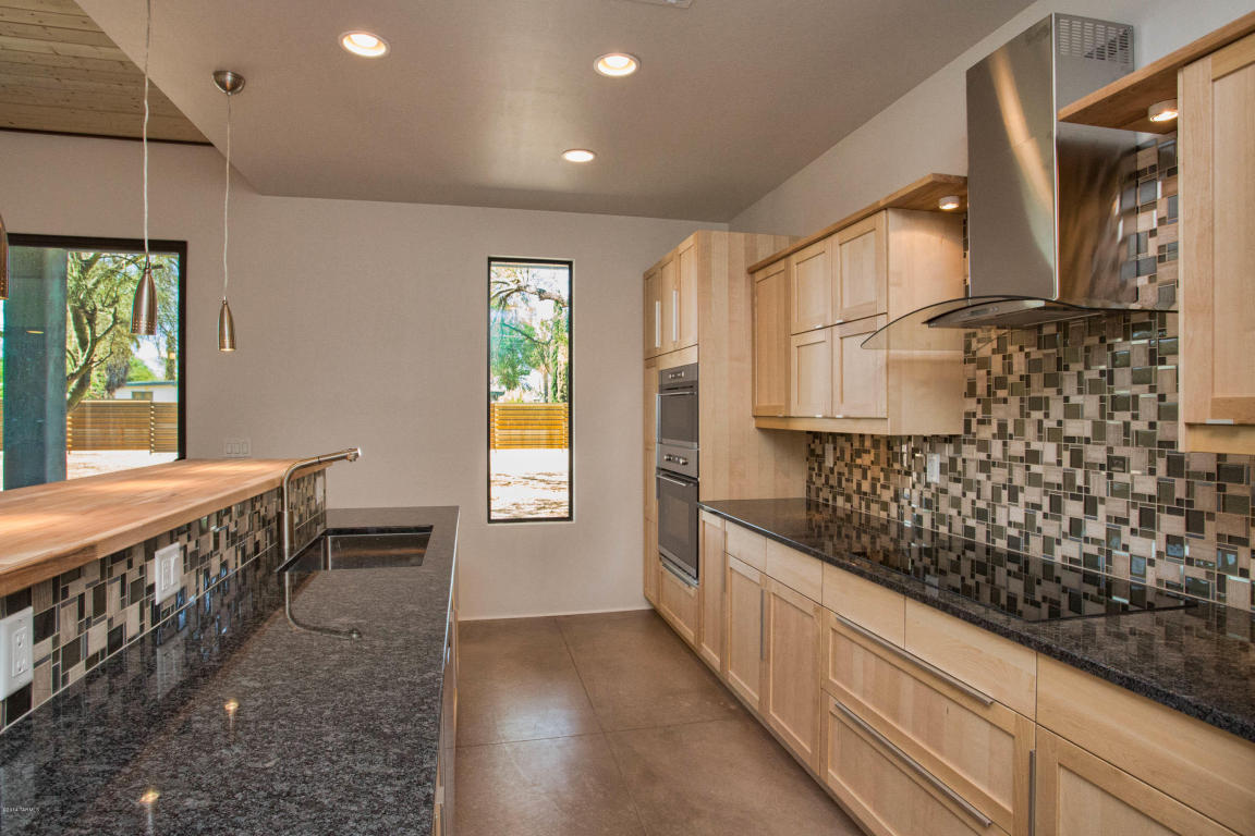 5924 E 2nd St, Tucson, AZ 85711 photo 7