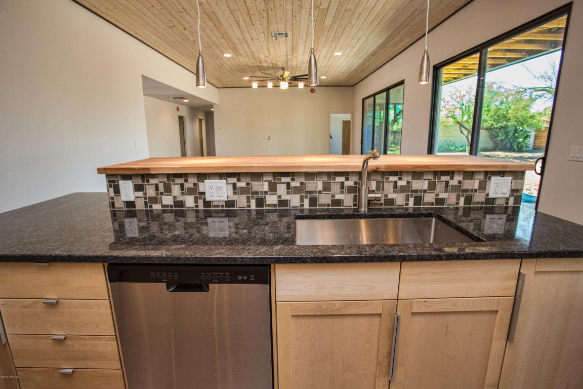 5924 E 2nd St, Tucson, AZ 85711 photo 14