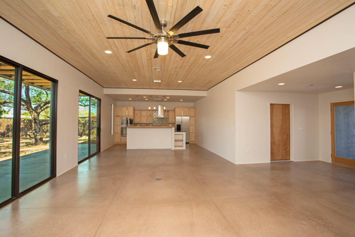 5924 E 2nd St, Tucson, AZ 85711 photo 2