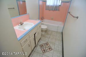 3901 E Hampton Pl, Tucson, AZ 85712 photo 5