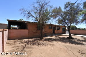 3901 E Hampton Pl, Tucson, AZ 85712 photo 8