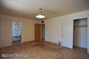 3901 E Hampton Pl, Tucson, AZ 85712 photo 4