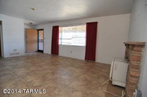 3901 E Hampton Pl, Tucson, AZ 85712 photo 11