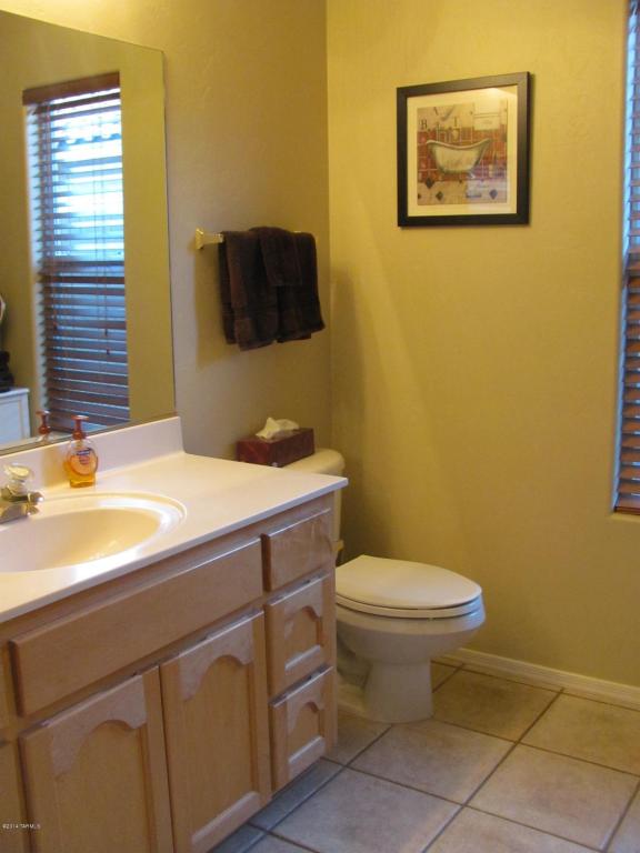 346 E Streams Edge Pl, Tucson, AZ 85737 photo 10