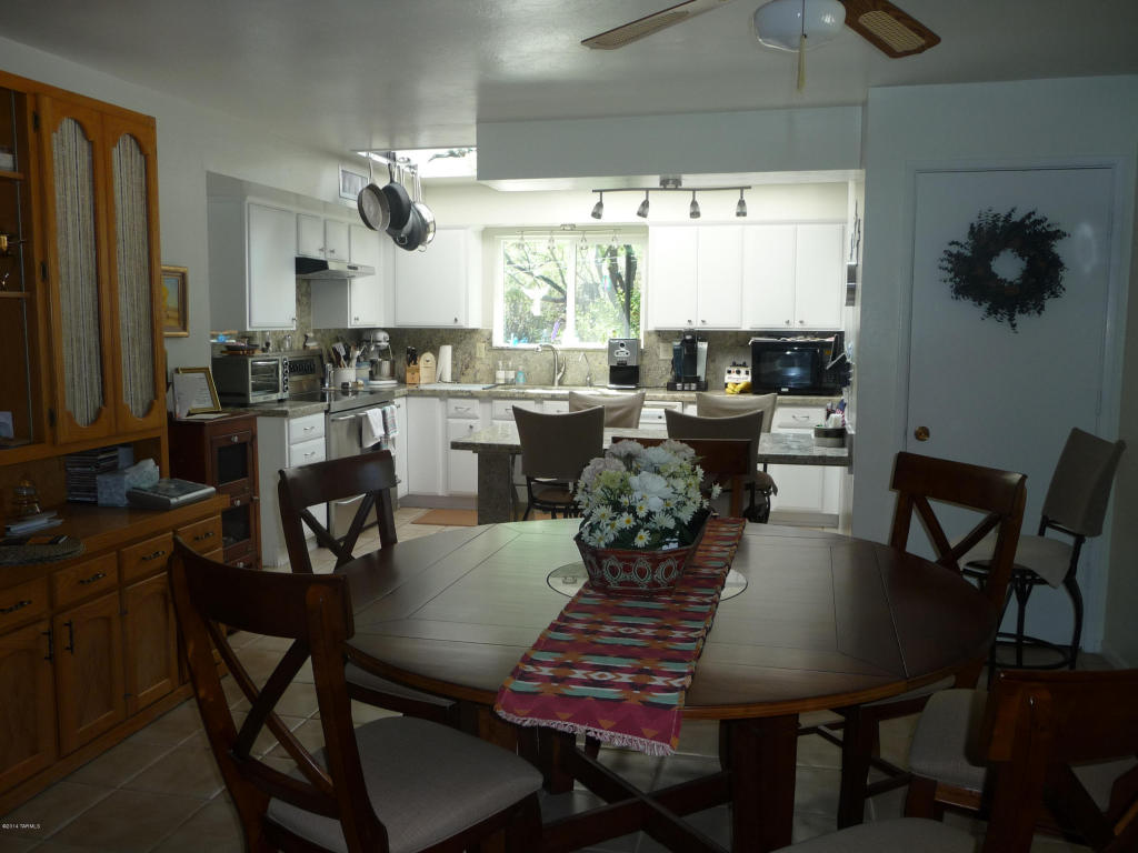 8641 E Wrightstown Rd, Tucson, AZ 85715 photo 9