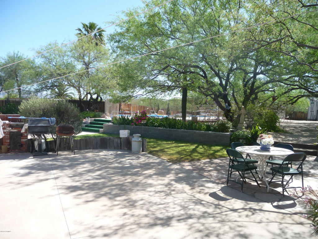 8641 E Wrightstown Rd, Tucson, AZ 85715 photo 2