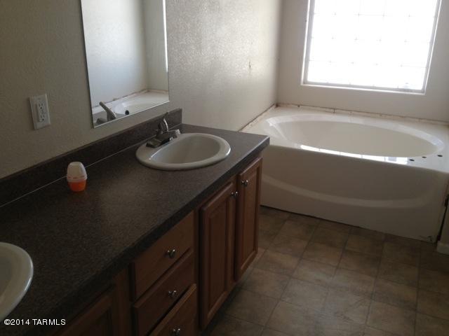 2403 E Adobe Rd, Benson, AZ 85602 photo 17