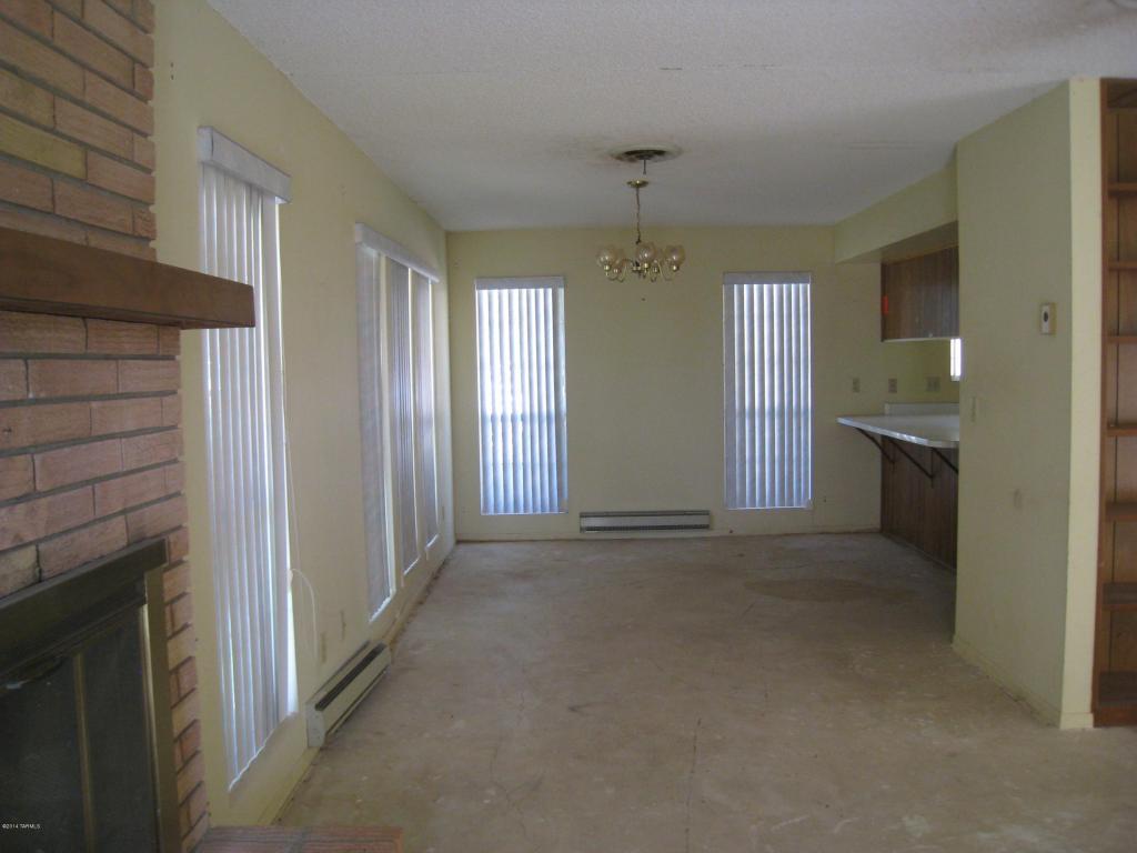 1015 E Christmas Tree Ln, Pearce, AZ 85625 photo 9