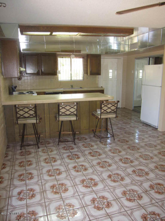 7600 E Hampton Pl, Tucson, AZ 85715 photo 6