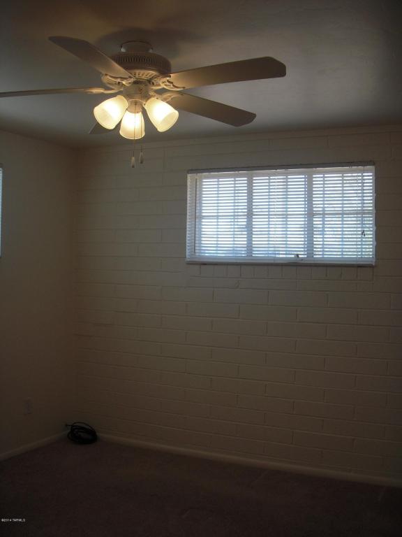 4533 E 28th St, Tucson, AZ 85711 photo 9
