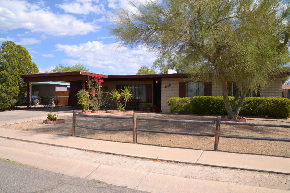 2002 E Honeysuckle St, Tucson, AZ 85706 photo 1